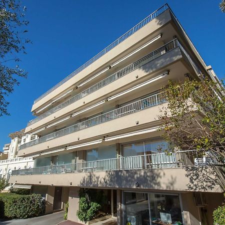 Studio Climatise Pour 3, Face Est, A 50M Plage Et Proche Commerces - Fr-1-466A-23 Saint-Raphaël Buitenkant foto