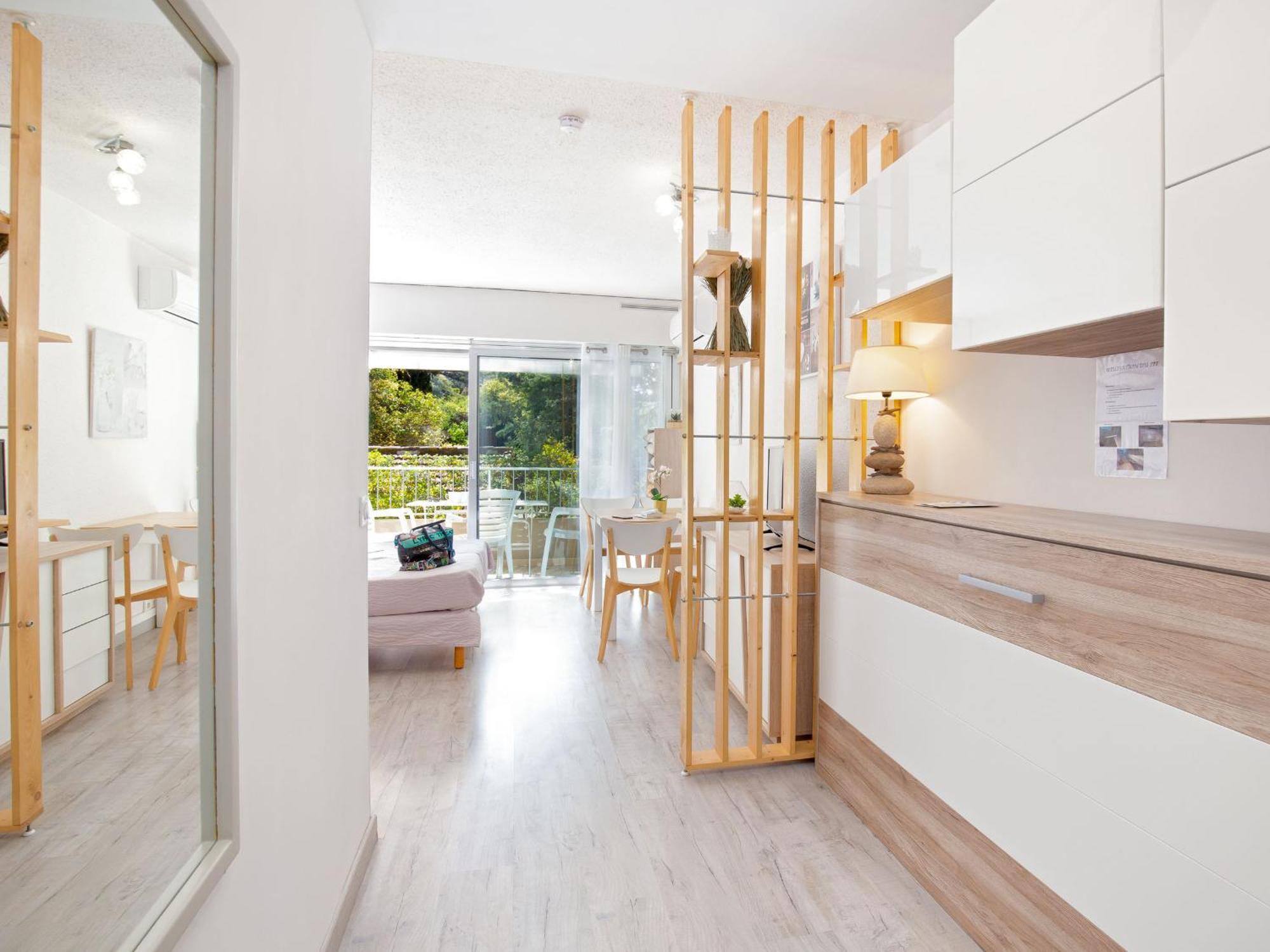 Studio Climatise Pour 3, Face Est, A 50M Plage Et Proche Commerces - Fr-1-466A-23 Saint-Raphaël Buitenkant foto